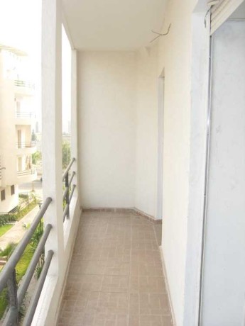 appartement-3p-vide-a-louer-res-jardin-belvedere-big-0