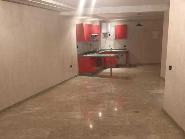 studio-a-louer-quartier-belvedere-proche-gare-big-0