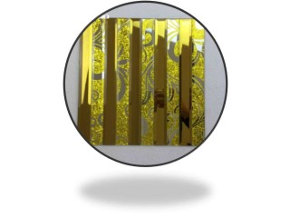 Verre décoratif avec colle