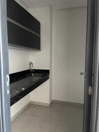 plateau-be-bureau-a-louer-big-0