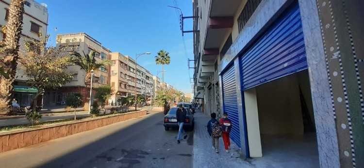 vente-large-magasin-110m-sur-boulevard-big-0