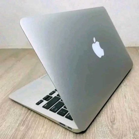 macbook-2015-air-i5-slime-disc-256-ssd-big-0