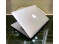 macbook-i5-slime-air-disc-256-ssd-small-0