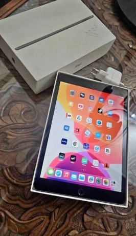 ipad-7eme-generation-128-go-originale-big-0