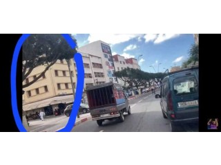 Vente café et meuble