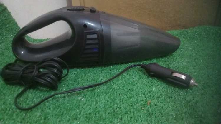 aspirateur-pour-voiture-haute-qualite-big-0