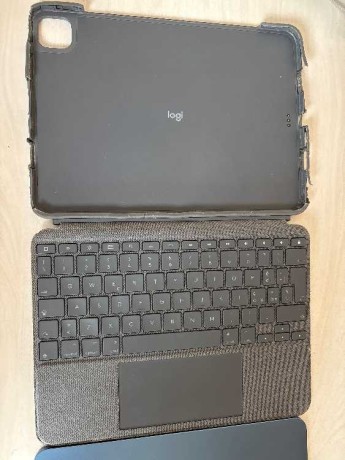 ipad-air-5-bleu-big-0