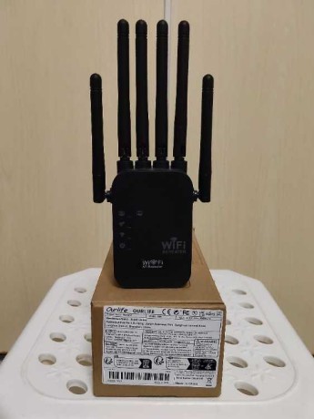 je-vend-un-repeteur-wifi-longue-portee-big-0