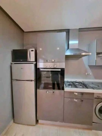 grand-appart-studio-meuble-les-princesses-big-0