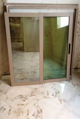 porte-et-fenetre-en-aluminium-a-vendre-big-0