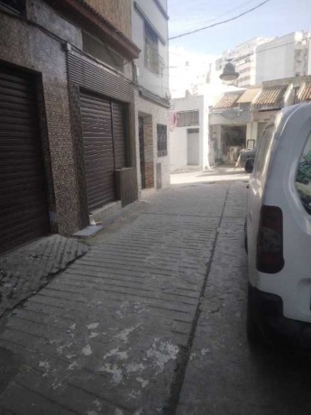 local-commercial-a-louer-a-dradeb-big-0