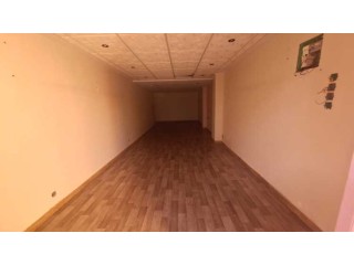 LOCAL SUR LE BVD AIN SEBAA 3500 DH