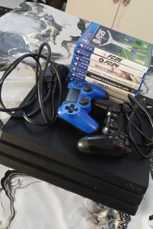 ps4-pro-tout-compris-big-0