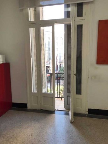 bureau-privatif-vide-big-0