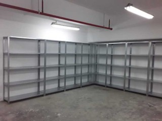 Rayonnage de stock leger