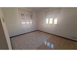 JOLI APPART 2 ETG 3 FACE SUR LE BD BERNOUSSI