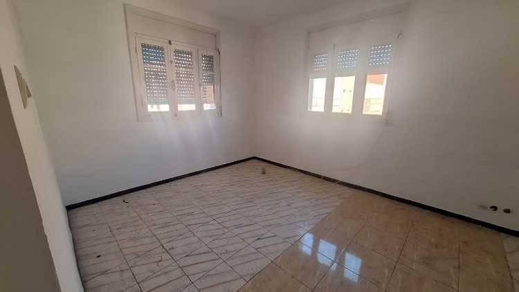 joli-appart-2-etg-3-face-sur-le-bd-bernoussi-big-0