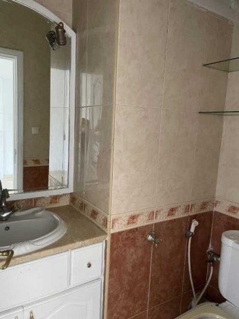 appartement-vide-a-burger-big-0