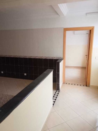 location-de-bureau-a-cote-abdelmoumen-big-0