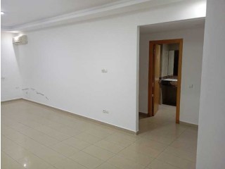 Bureau neuf à côté hassan2