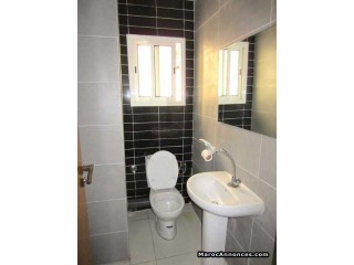 Bureau 1094 m² à vendre, 2 mars, casa