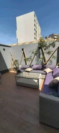 appart-studio-meuble-avec-terrasse-big-0