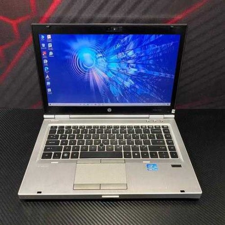 hp-i7-elitebook-ram-8-disc-ssd-big-0