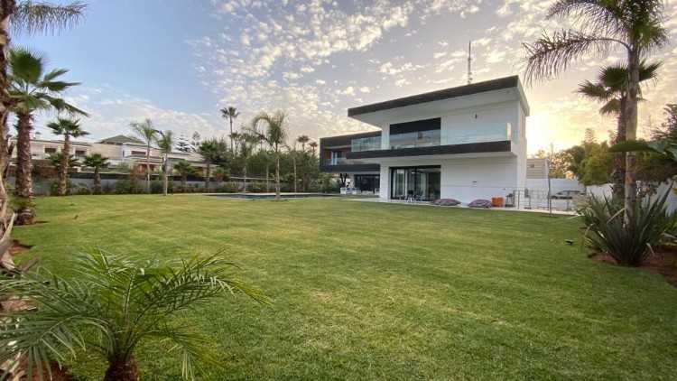 a-vendre-superbe-villa-a-souissi-rabat-big-0