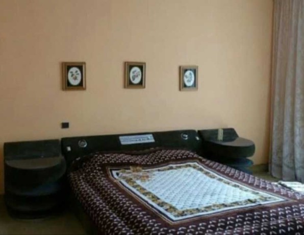 appartement-de-vacances-au-centre-ville-disponible-big-0