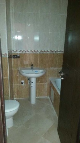 appartement-moyene-standing-a-louer-big-0