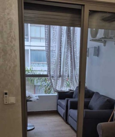 tres-joli-studio-meuble-au-centre-ville-casa-a-louer-big-0