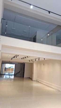 magazine-a-louer-de-160m-ou-maarif-casa-big-0