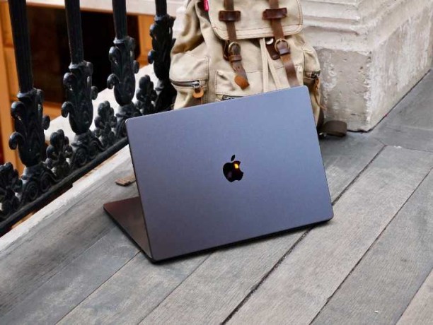 apple-macbook-pro-m5-14-16gb-512g-neuf-big-0