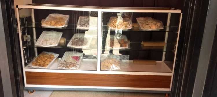 vitrine-comptoir-khzan-aard-zgagy-altol-2m-big-0