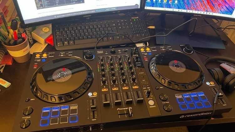 ddj-flx6-et-son-sac-big-0