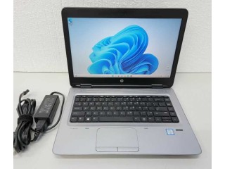 Hp i7 7eme ram 8 disc 256 ssd batterie5h