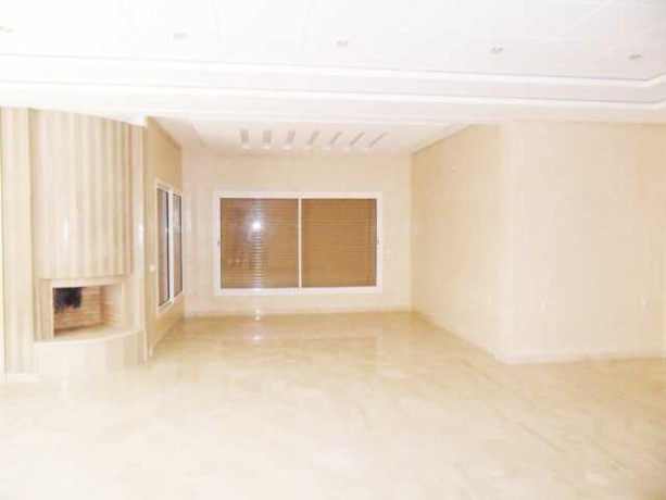 villa-de-haut-standing-a-louer-a-hay-ryad-big-0