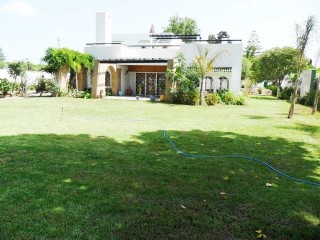 Villa avec chauffage central  à Souissi