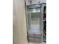 vitrines-en-verre-avec-structure-en-aluminium-small-0