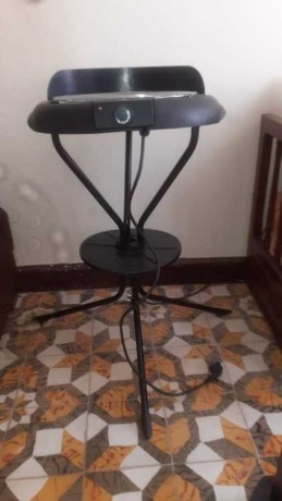 grill-barbecue-electrique-sur-pied-denwa-big-0