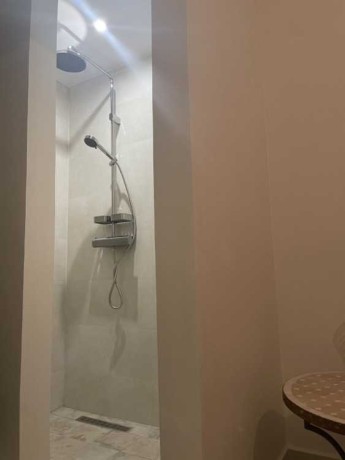 appartement-confortable-bon-emplacement-5mn-souk-big-0