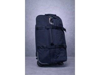 Vends sac de voyage Eastpak à roulettes.