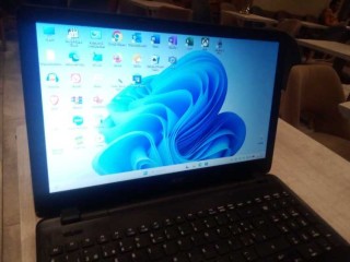 Acer Aspire E5-571 i5 G4 256Go SSD  8Go RAM