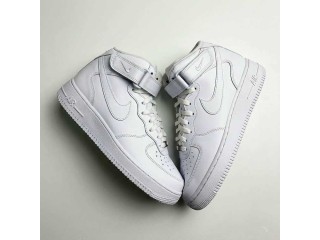 Chaussures nike air force 1 mid