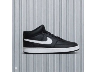 Vend paire de Nike Originals montantes.