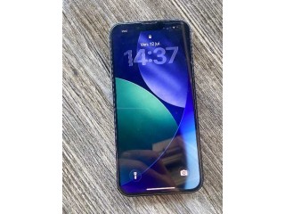 📱 iPhone 13 128GB – État Excellent – Batterie 99%