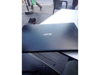 Acer aspire i5 Génération8 256Go SSD RAM 8Go Doub