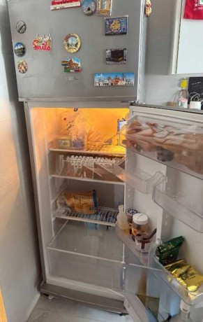 refrigerateur-gris-pour-vente-big-0