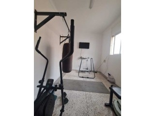 Materiel de musculation complet – salle de sport