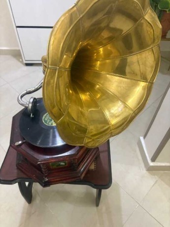 gramophone-big-0